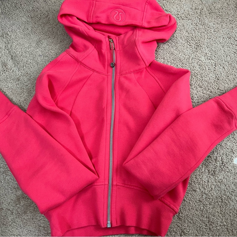 LIPGLOSS lululemon Scuba Hoodie
